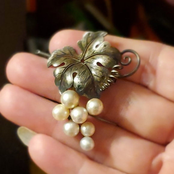 Antique Japanese silver and pearl brooch